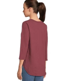 3/4 Sleeve V-Neck Tee with Curved Hem