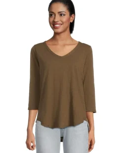 3/4 Sleeve V-Neck Tee with Curved Hem