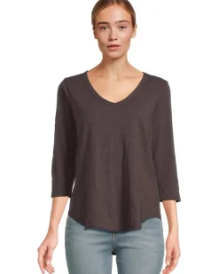 3/4 Sleeve V-Neck Tee with Curved Hem