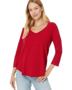 3/4 Sleeve V-Neck Tee with Curved Hem