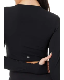 Airweight Long Sleeve Crop
