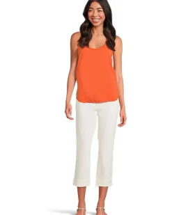 Curve Hem Scoop Neck Tank