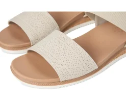 Desert Kiss Low - Top Look