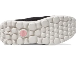 Go Walk Travel Milan Hands Free Slip-Ins