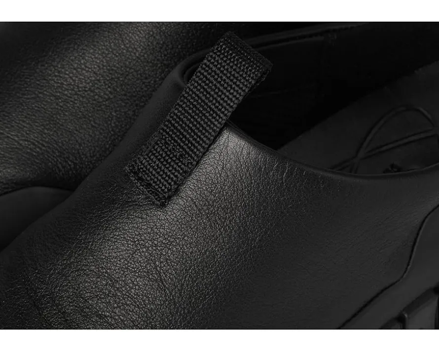 Gruuv Slip-On Sneaker