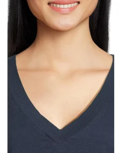 Harlan Cropped V-Neck Tee