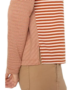 Long Sleeve Crew Neck Knit Top with Seaming