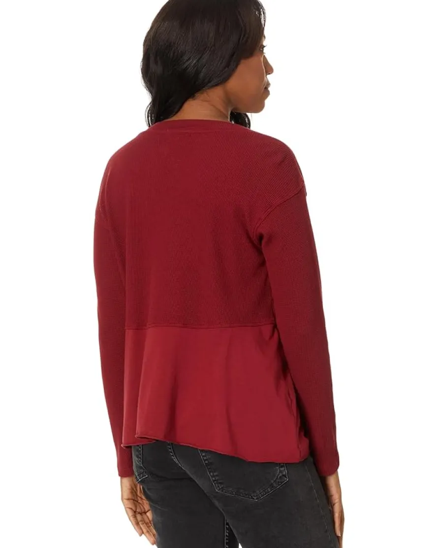 Long Sleeve Shark Bite Top