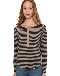 Long Sleeve Slim Shirttail Henley