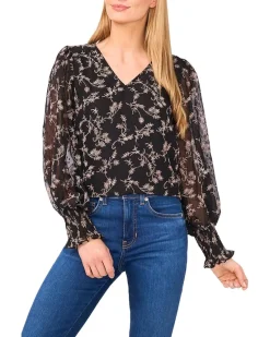 Long Sleeve Smocked Cuff Clip Dot Top