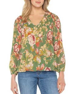 Long Sleeve V-Neck Pleated Top