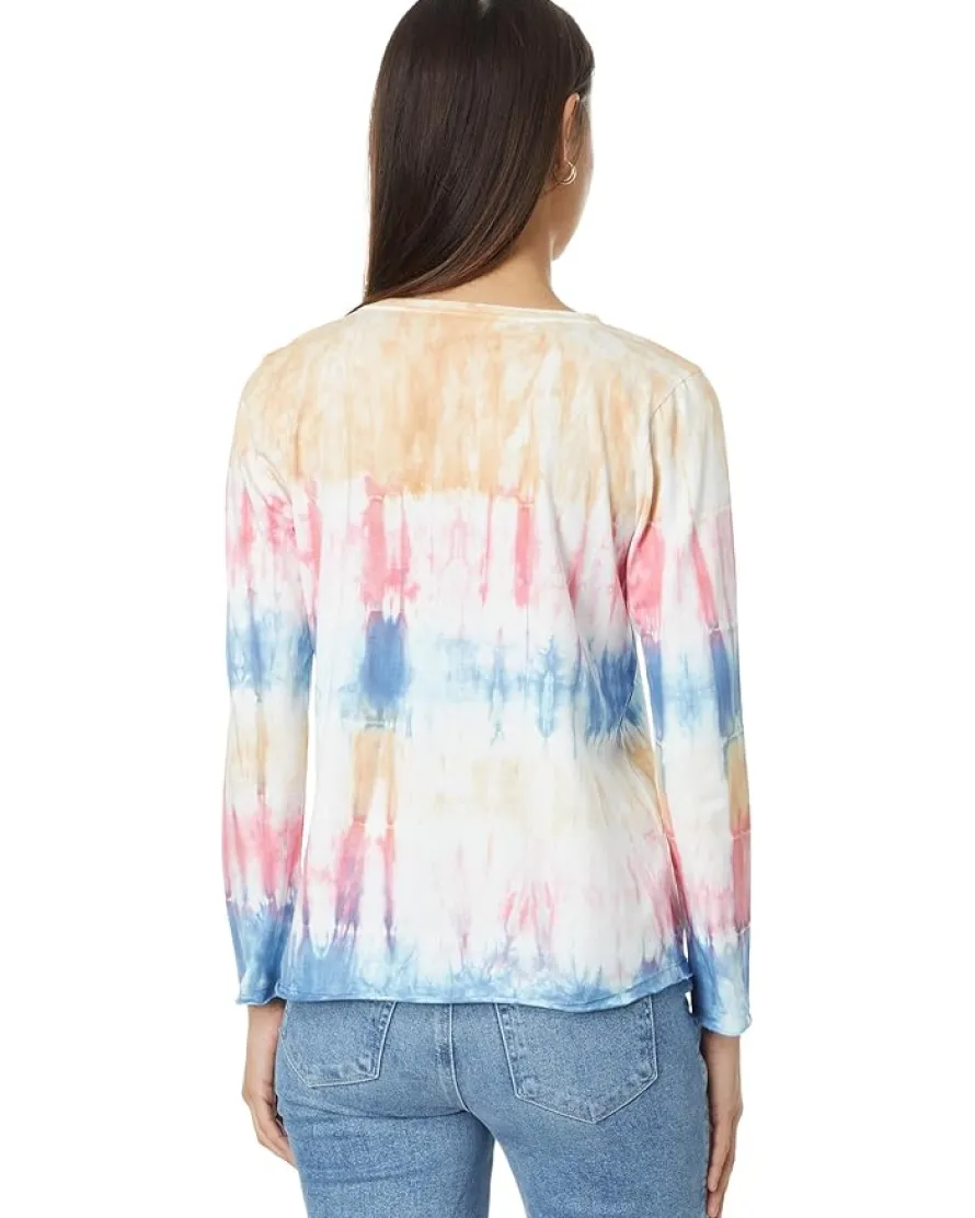 Long Sleeve V-Neck Tee with Curve Hem