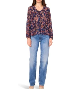 Long Sleeve V-Neck with Centerfront Ruffle