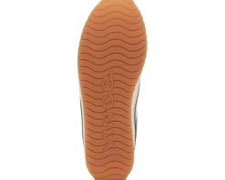 Oasis Runner Lace-Up Sneakers