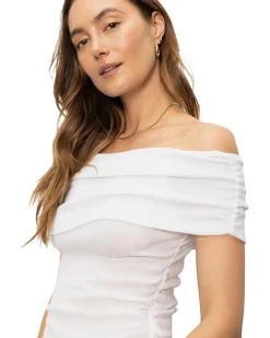 Off Shoulder Rib Tee