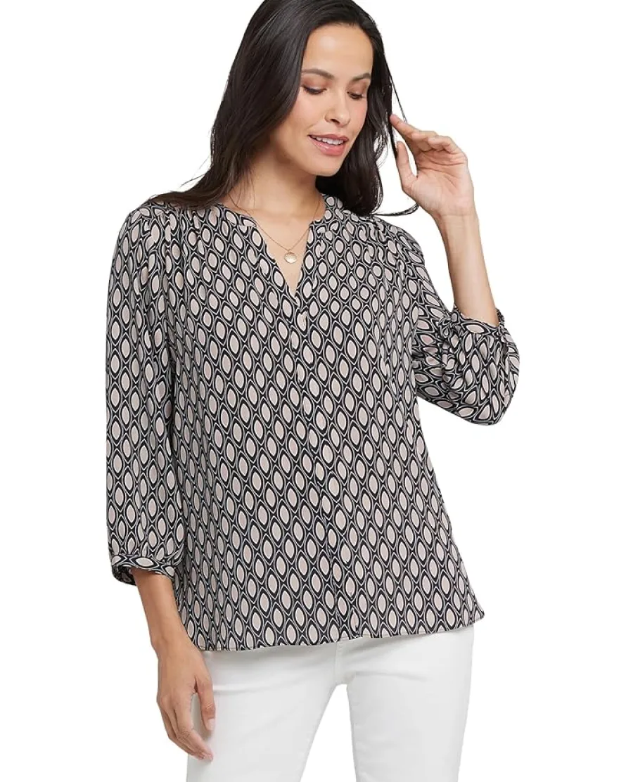 Pinutck Blouse