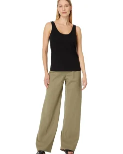 Relaxed Scoop Neck Tank