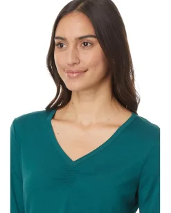 Rose Long Sleeve Tee