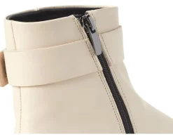 Sculpted Luxery Modern Ankle Boot