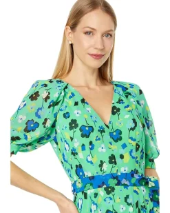 Short Puff Sleeve with Belt At Waist and Pleated High-Low Skirt