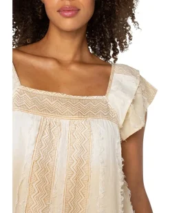 Short Sleeve Square Neck Woven Blouse