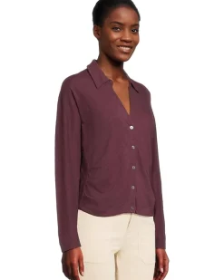 Side Pleat Button-Down