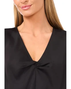 Sleeveless Twist V-Neck Top