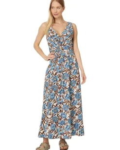 Sleeveless V-Neck Midi Dress in Floral