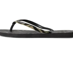 Slim Square Velvet Sandals
