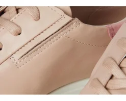 Soft 7 Easy Slip Sneaker