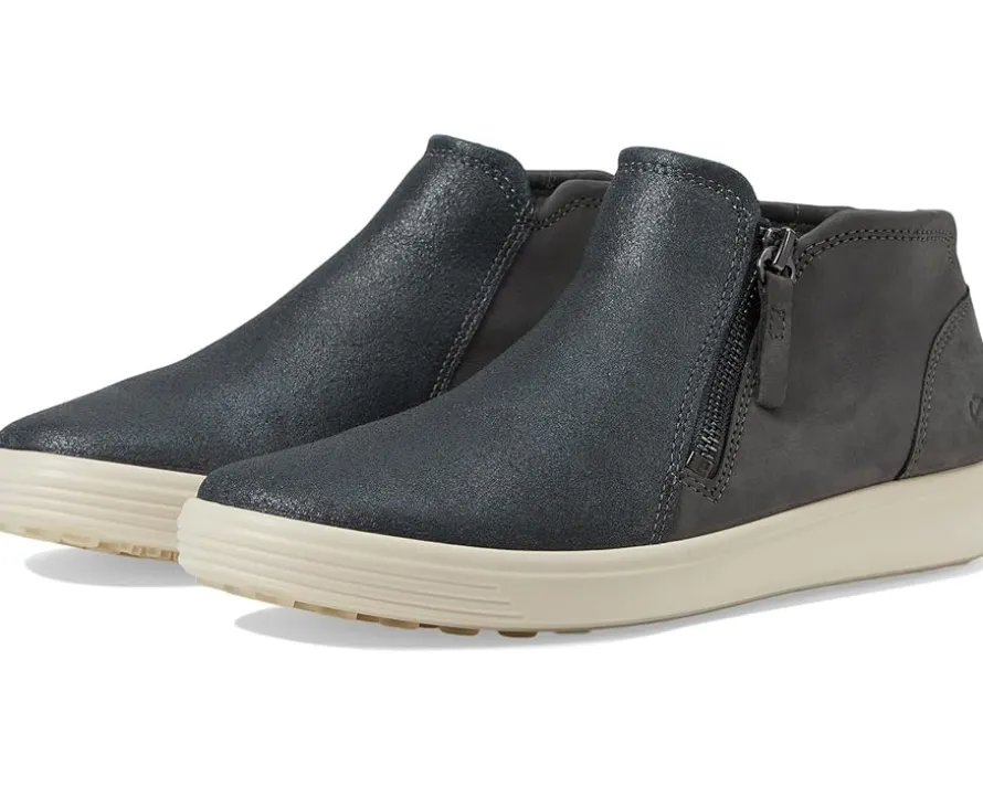 Soft 7 Low Cut Zip Bootie