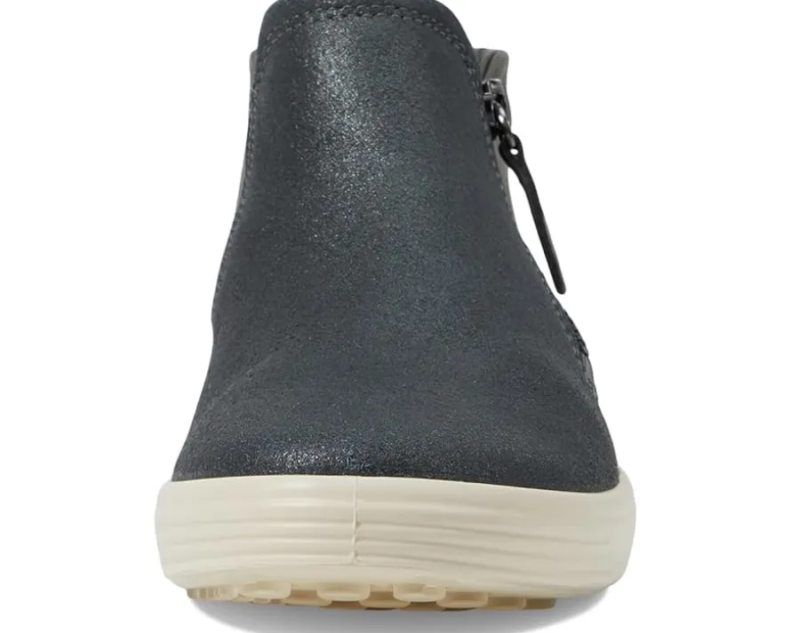 Soft 7 Low Cut Zip Bootie