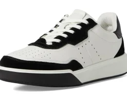 Street Court Sneaker