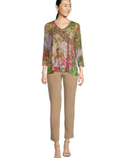 The Janie Favorite 3/4 Sleeve V-neck Swing Tee