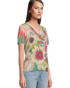 The Janie Favorite V-neck Puff Sleeve Tee- Emily