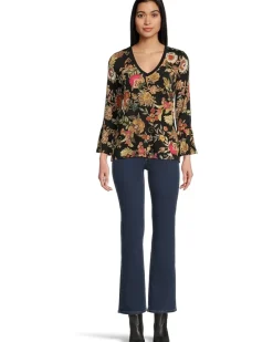 The Janie Favorite V-neck Flute Sleeve Tee- Lowri