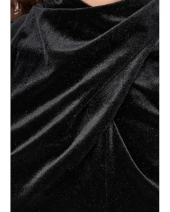 Tia Velvet Short Sleeve Top