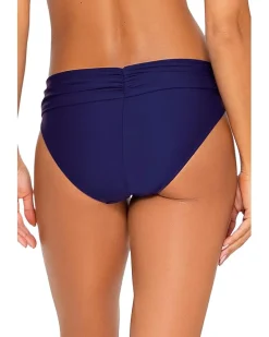 Unforgettable Bottoms