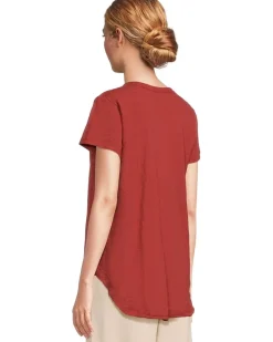 V-neck Short Sleeve Tee With Curved Hem