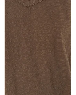 V-neck Short Sleeve Tee With Curved Hem