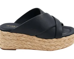 Women's Andre Assous Calesa