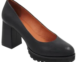 Women's Andre Assous Lucky Pump