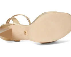 Women's Badgley Mischka Caia