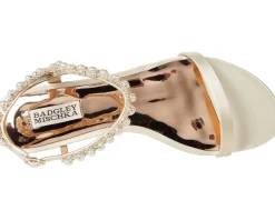 Women's Badgley Mischka Klare