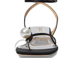 Women's Badgley Mischka Lola