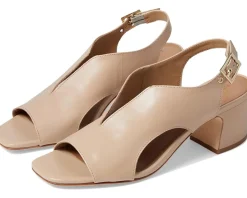 Women's Bernardo Bedford