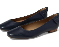 Women's Bernardo Eloisa