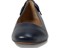 Women's Bernardo Eloisa