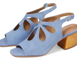 Women's Bernardo Lainey