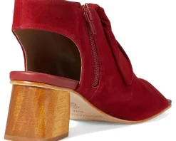 Women's Bernardo Lizzie